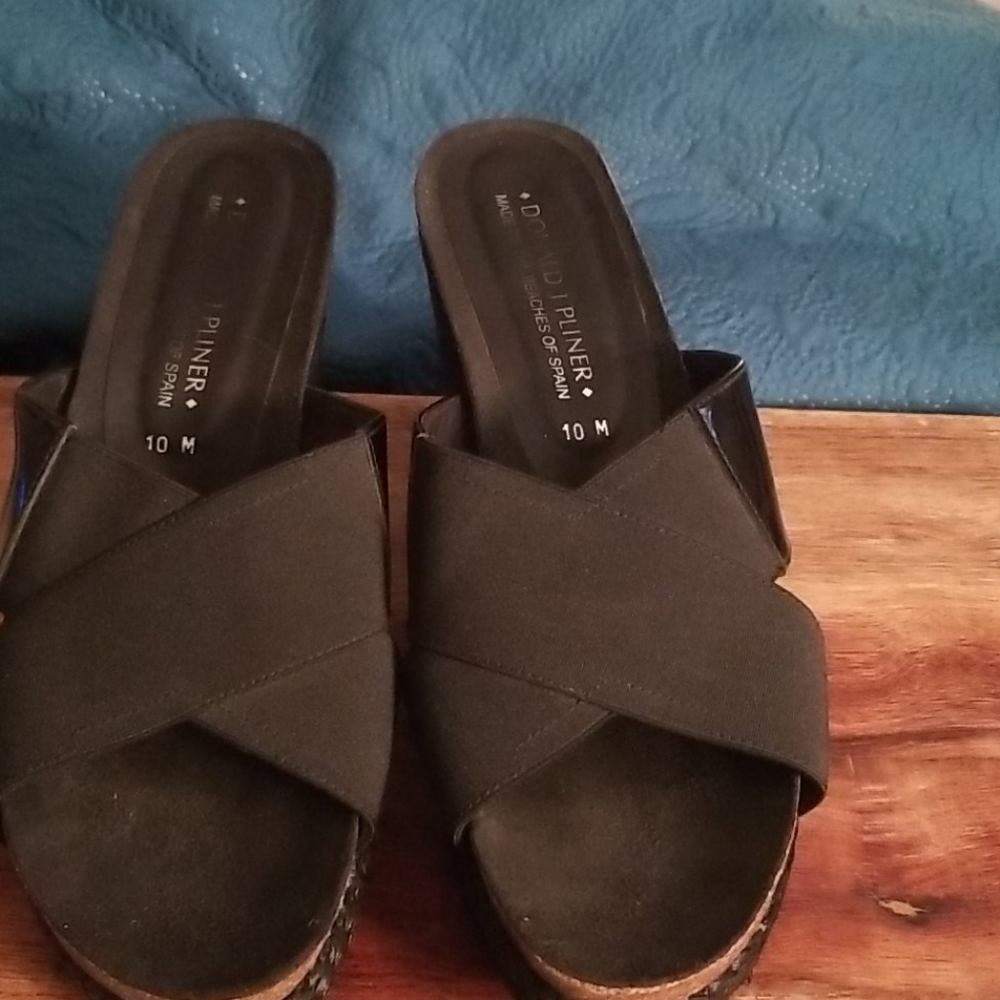 Donald Pliner Black Wedge Sandals